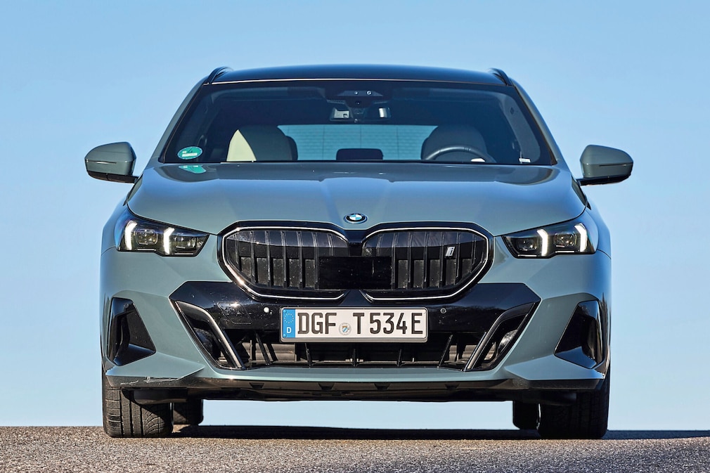 BMW i5 eDrive40 Touring