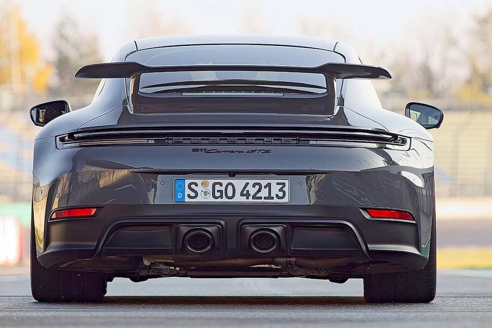 Porsche 911 Carrera GTS