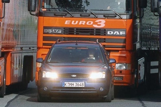 Studie über Pkw- und Lkw-Fahrer