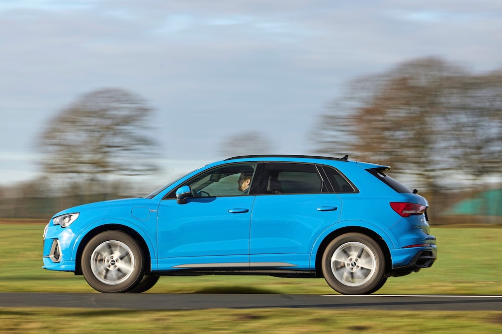 Audi Q3 45 TFSI e sTronic sLine