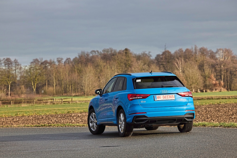 Audi Q3 45 TFSI e sTronic sLine