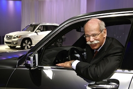 Dieter Zetsche im Mercedes GLK