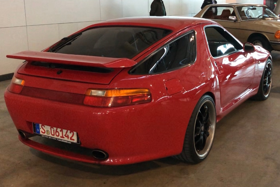 PORSCHE 928 mit Strosek-Tuning.