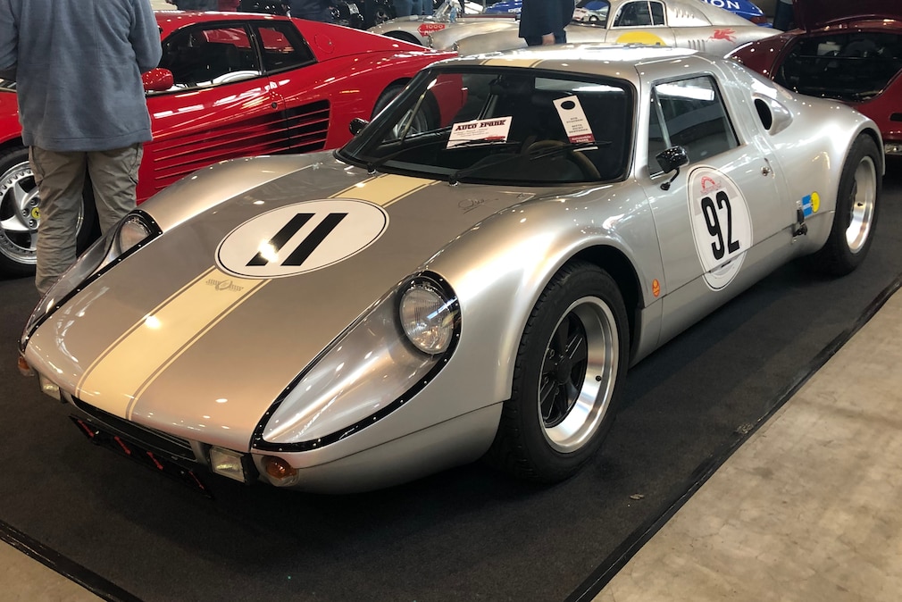 Porsche 904 Carrera GTS.
