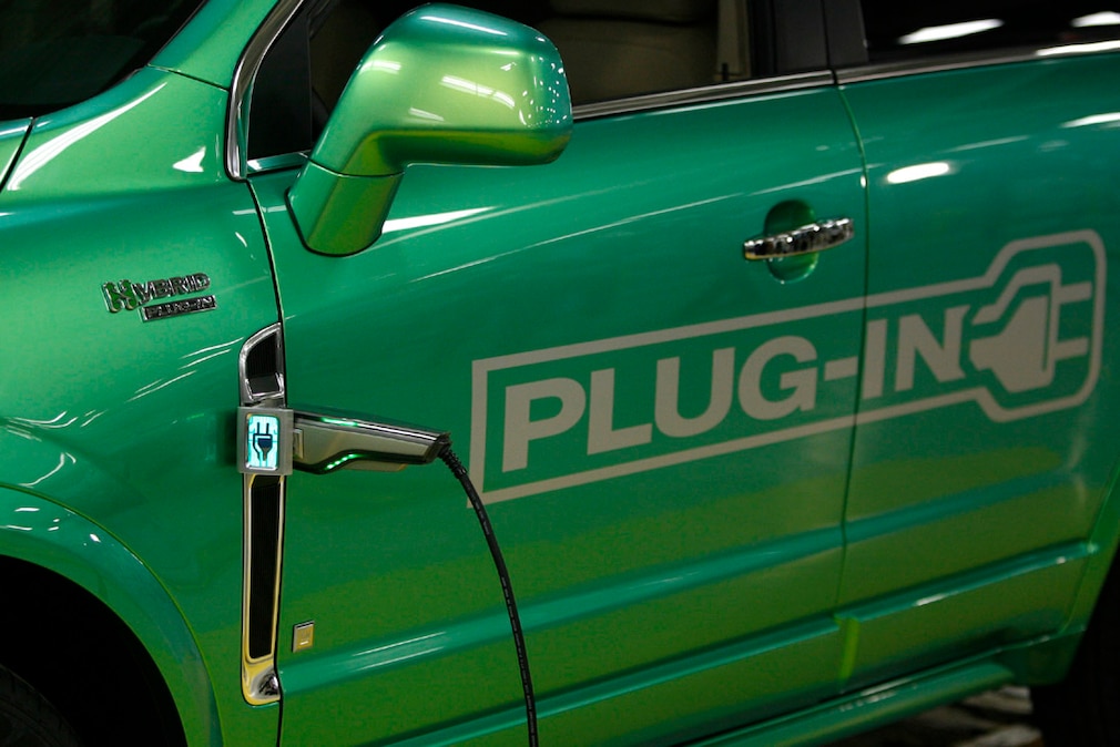 Saturn Vue Green Line Plug-in Hybrid