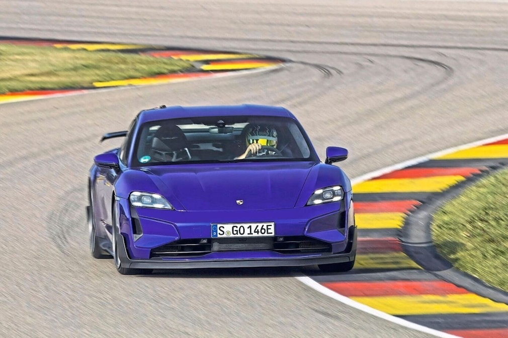 Porsche Taycan Turbo GT Weissach