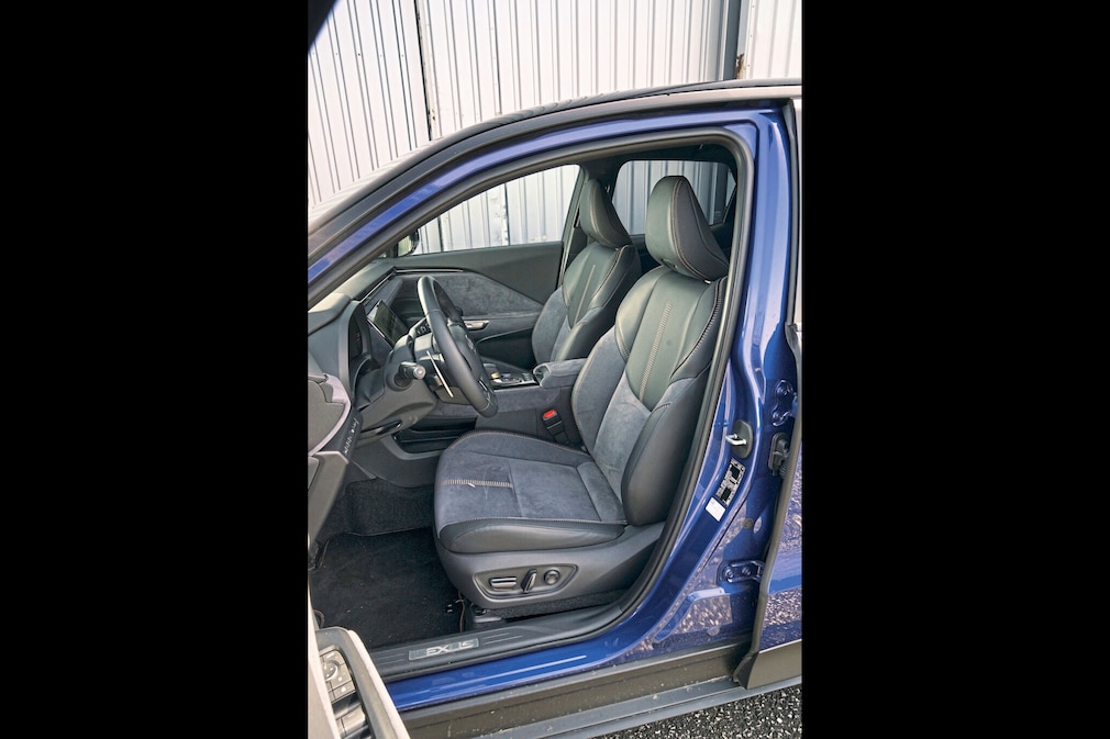 Lexus LBX