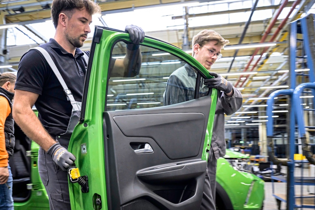 Opel Mokka 1.2 DI Turbo Ultimate, 2021, Baujahr Dauertest, aubi 9-2025 page34