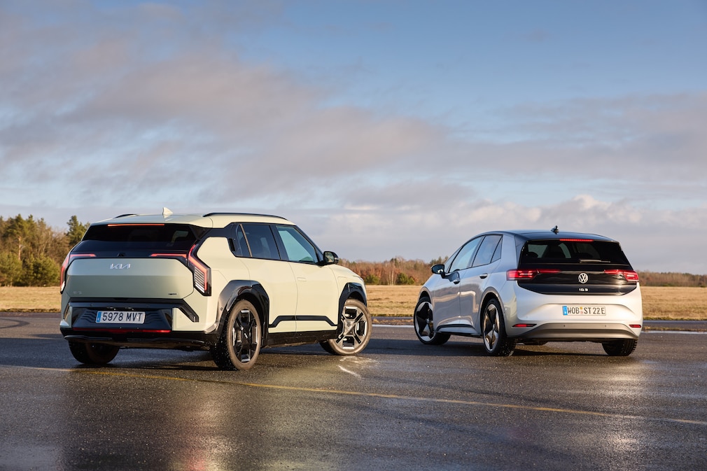 Kia EV3 VW ID.3 Pro S