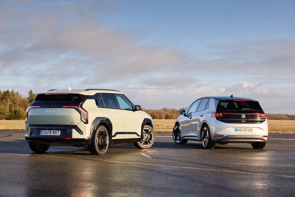 Kia EV3 VW ID.3 Pro S