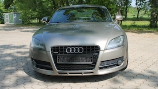 Dieser unscheinbare Audi TT leistet auf Knopfdruck 750 PS!