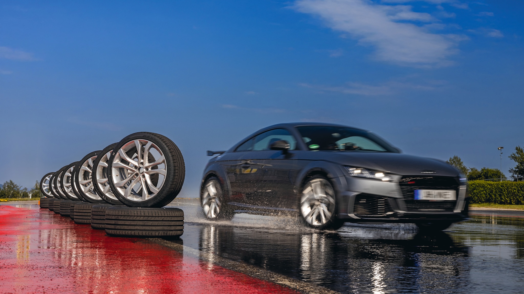 Breite-Sommerreifen-f-r-flotte-Sportwagen-im-Test