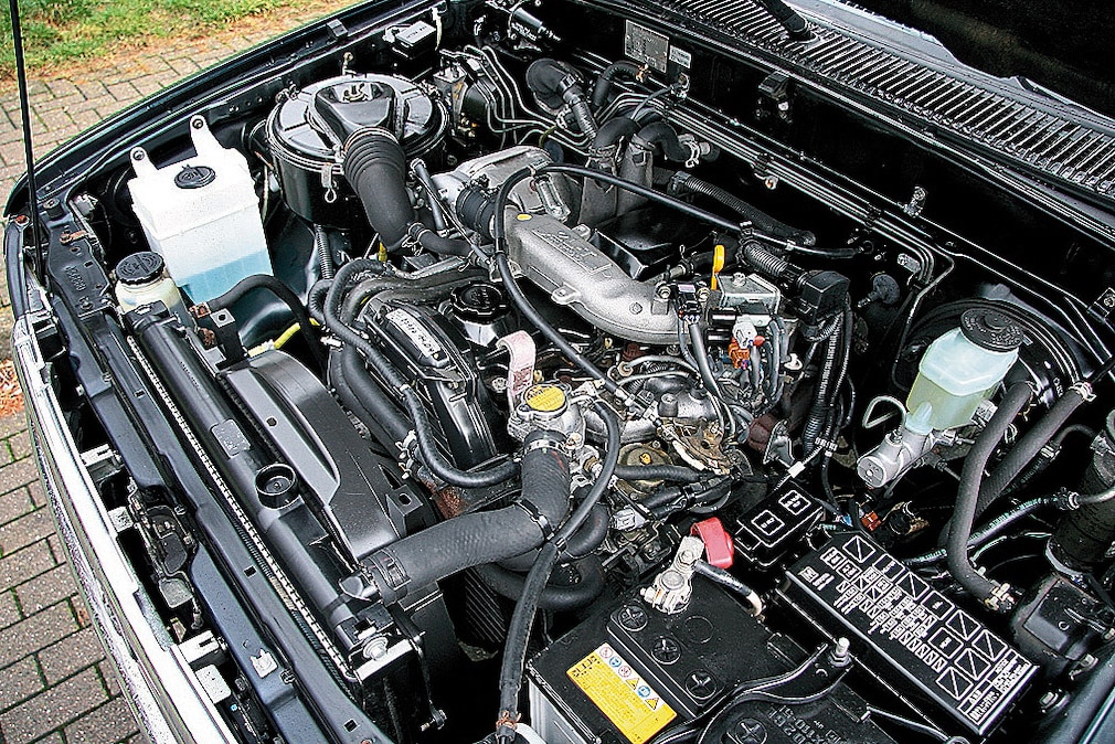 Toyota Hilux 2.4 TD Double Cab Special