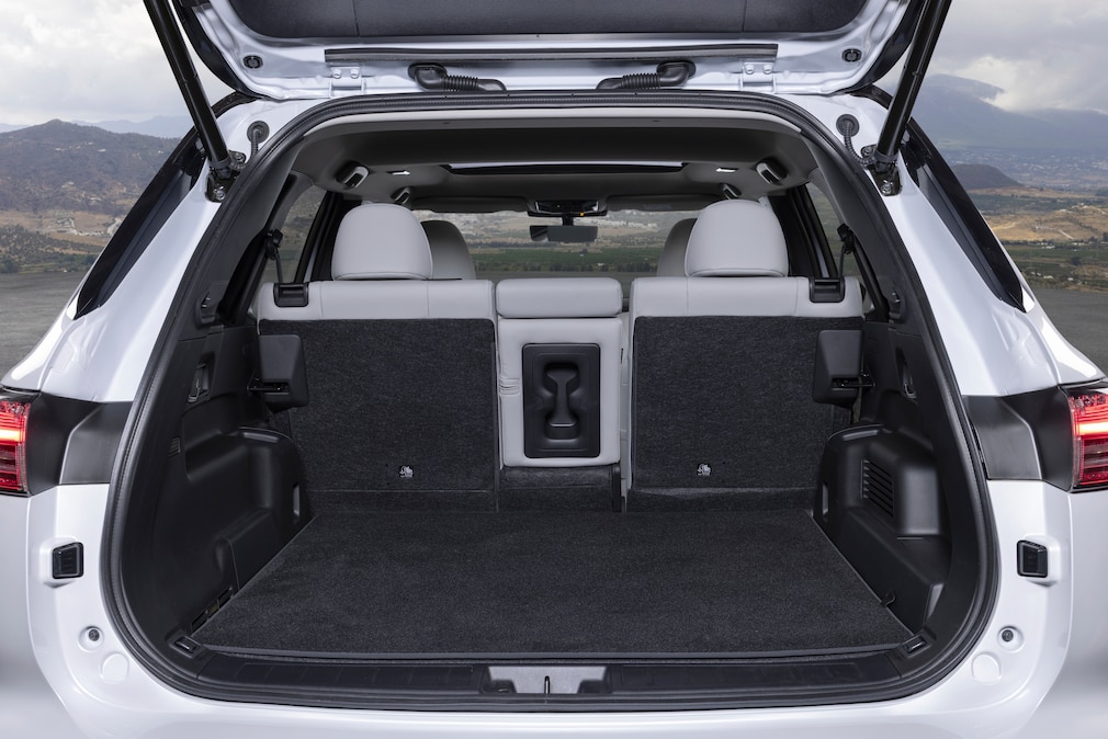 Mitsubishi Outlander PHEV 2025