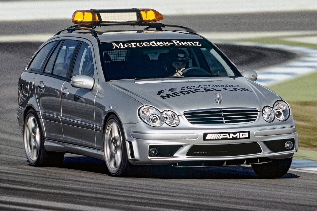 Mercedes C-Klasse Baureihe 203 als Medical Car in der Formel 1