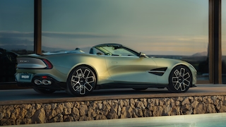 Aston Martin Vanquish Volante (2025)