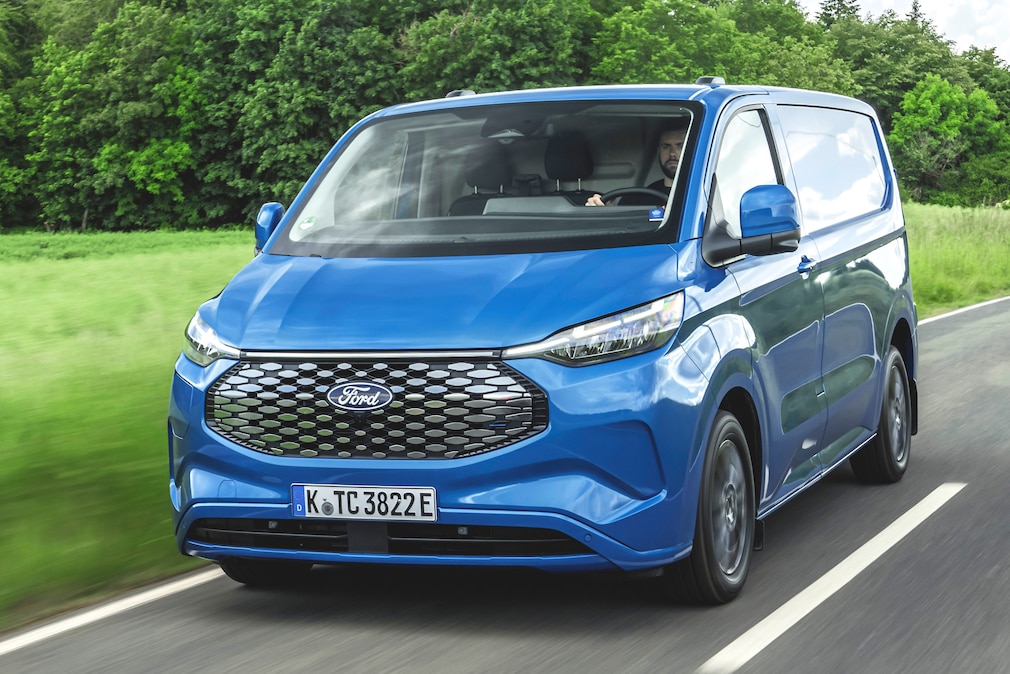 Ford E-Transit Custom