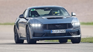 Ford Mustang Dark Horse