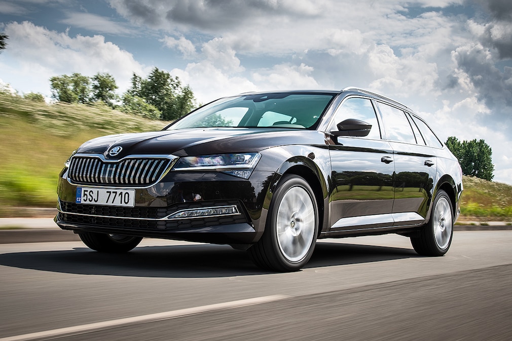 Skoda Superb Combi 2.0 TDI DSG