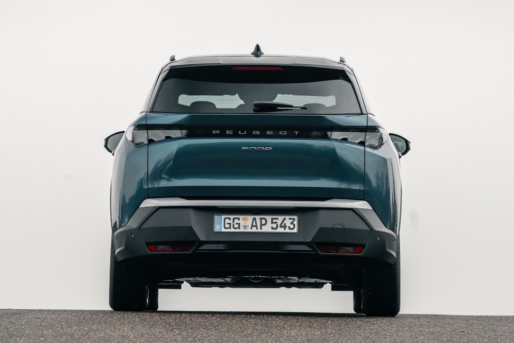 5008 Hybrid 136 e-DSC6