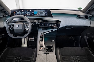 5008 Hybrid 136 e-DSC6