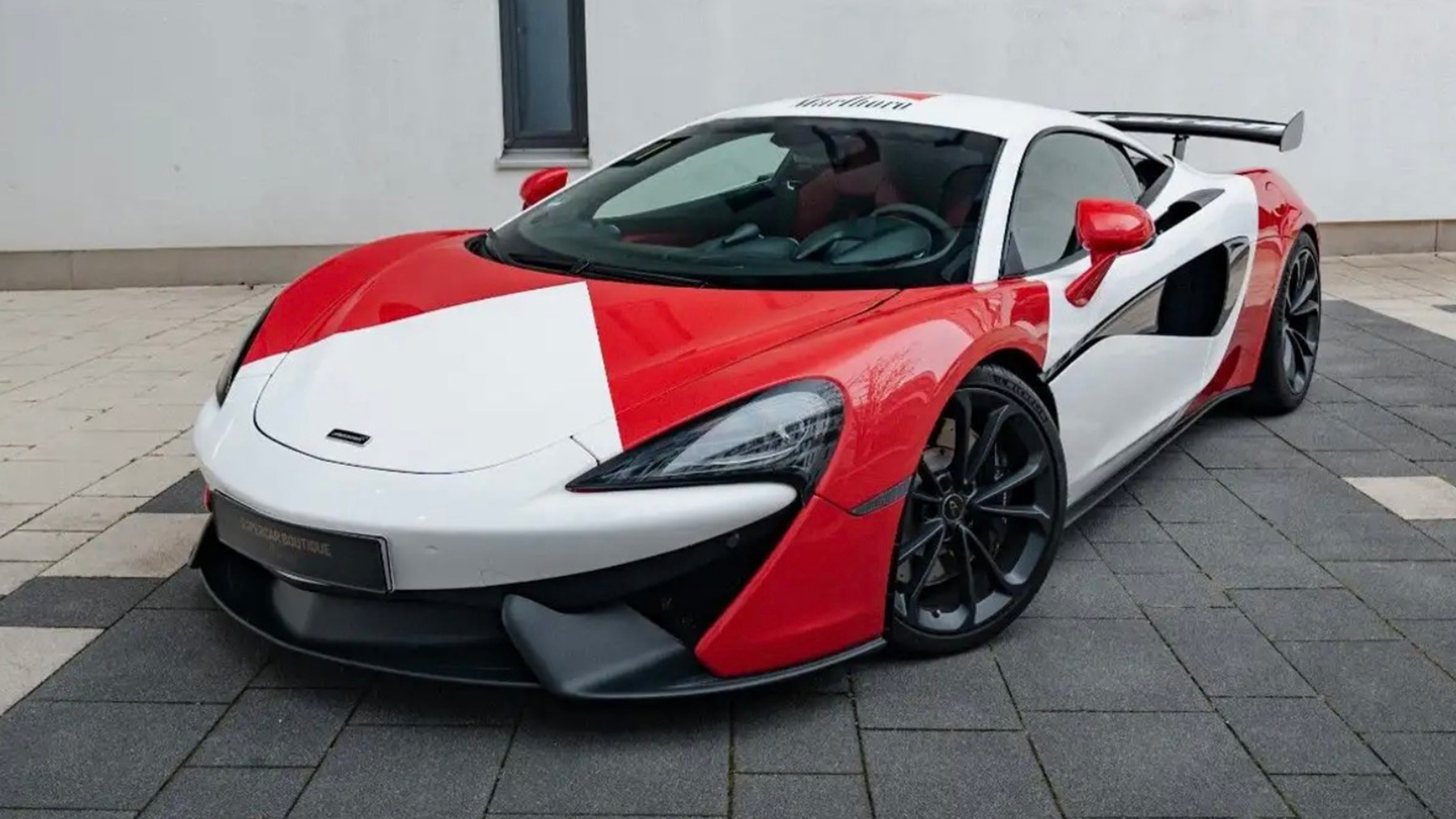 Einsteiger-McLaren im Marlboro-Look zu verkaufen