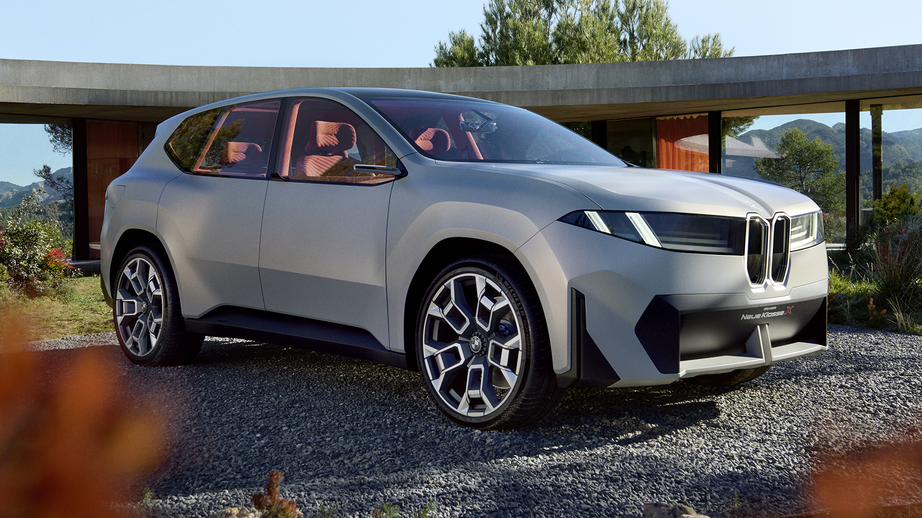 BMW setzt in neuen Modellen auf KI aus China - AUTO BILD