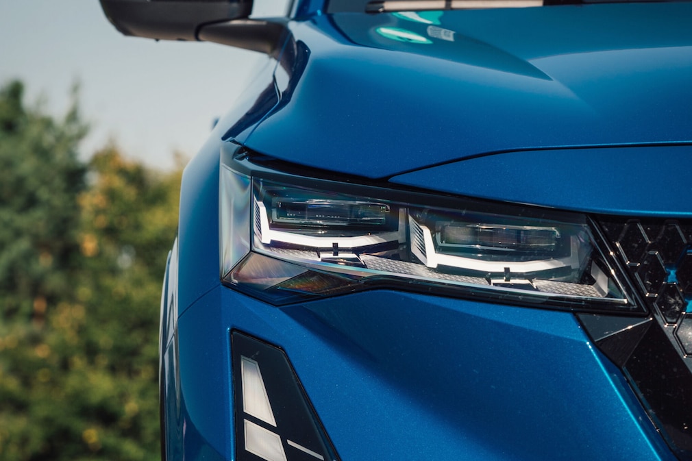 Renault Rafale E-Tech Full Hybrid 200