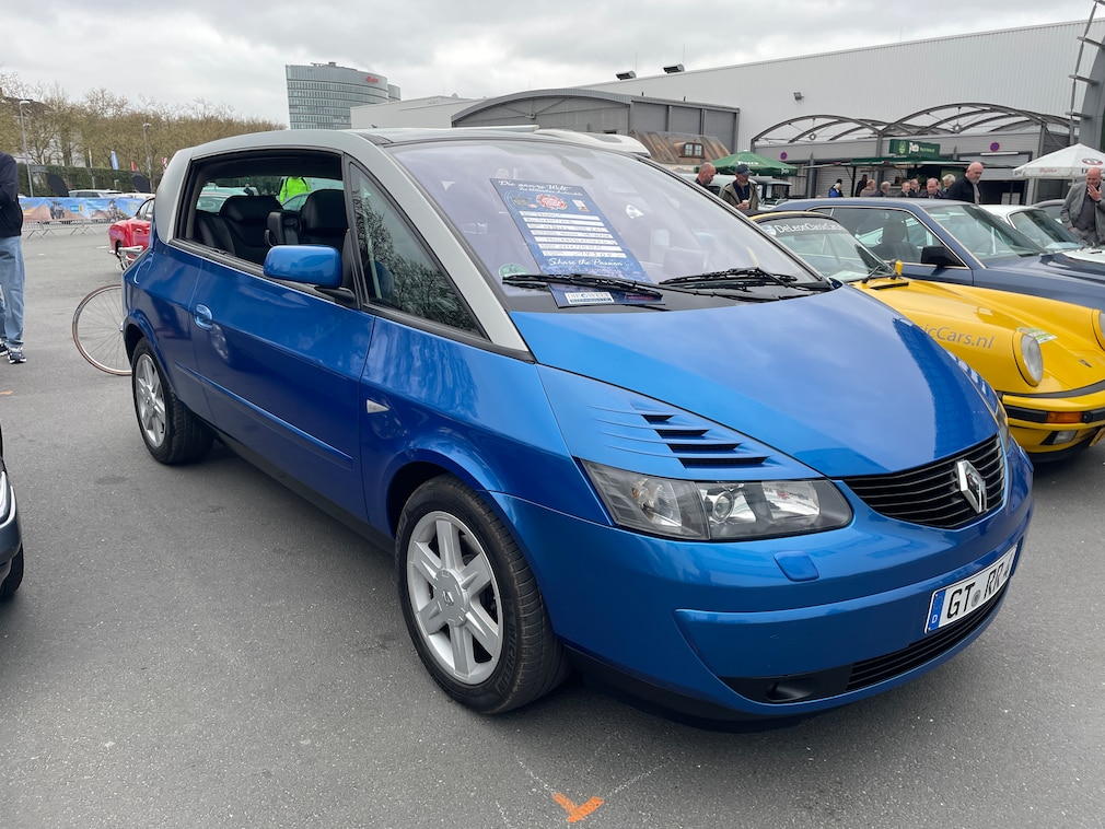 Renault Avantime auf der Techno Classica in Essen 2025