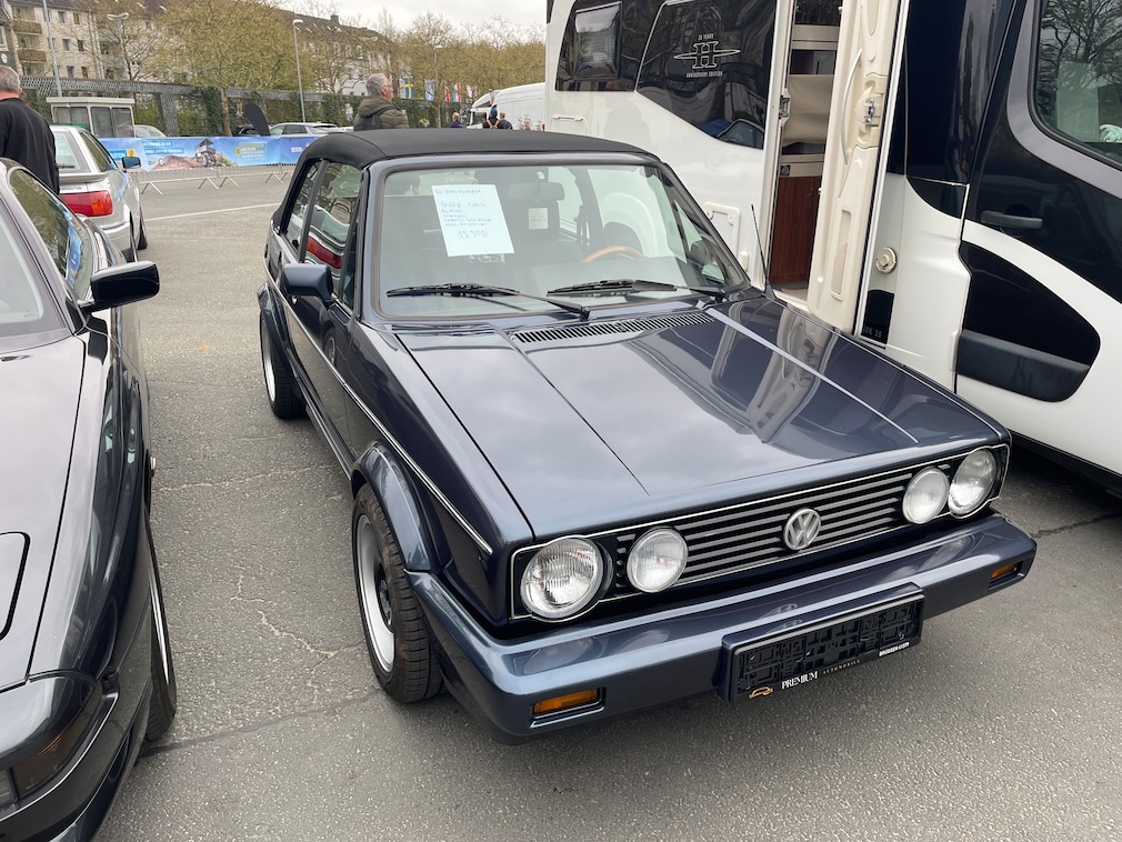 VW Golf Cabriolet von 1990 auf der Techno Classica Essen