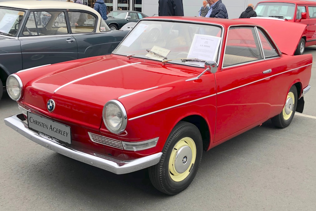 BMW 700 Coupé von schräg vorn