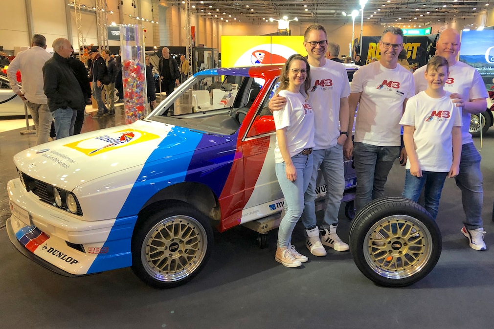 Gruppenbild vorm BMW E30