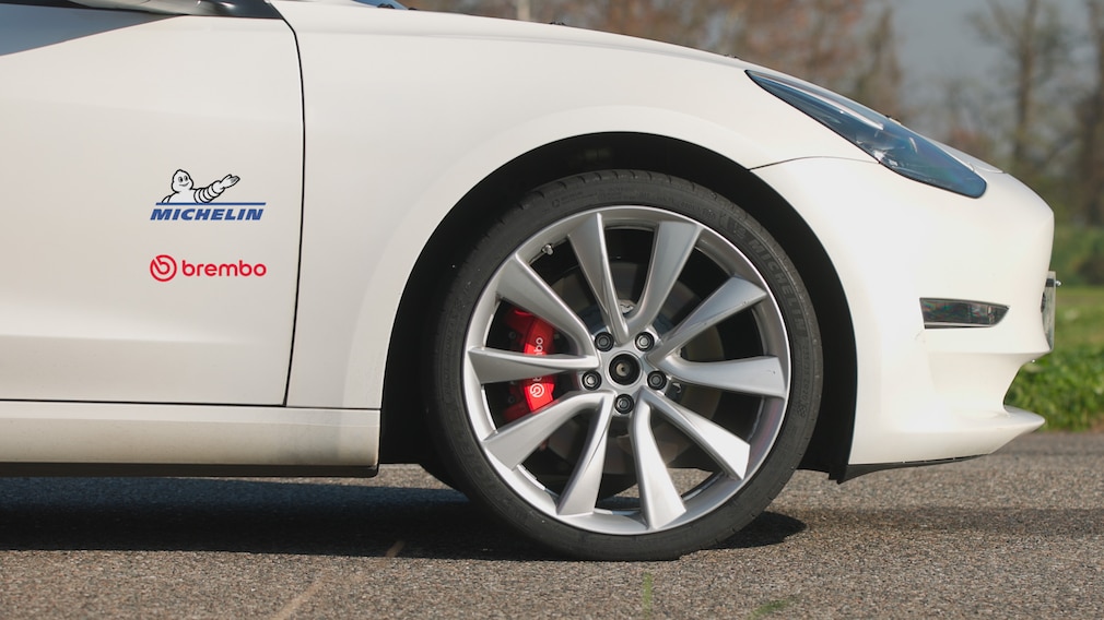 Michelin x Brembo
