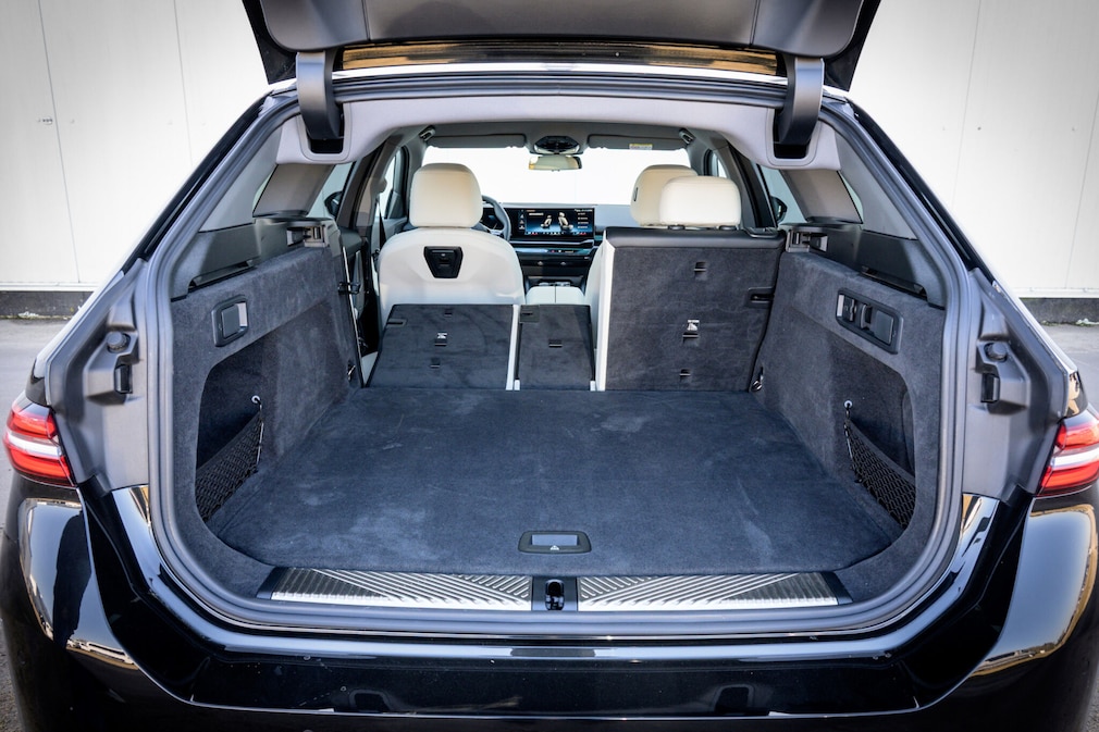 BMW i5 xDrive40 Touring
