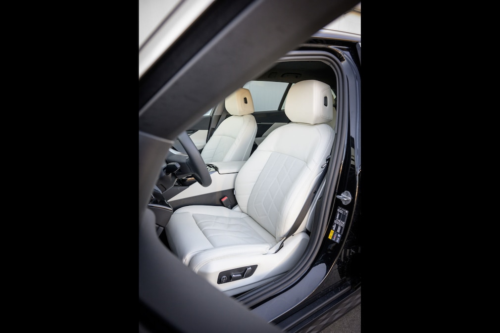 BMW i5 xDrive40 Touring