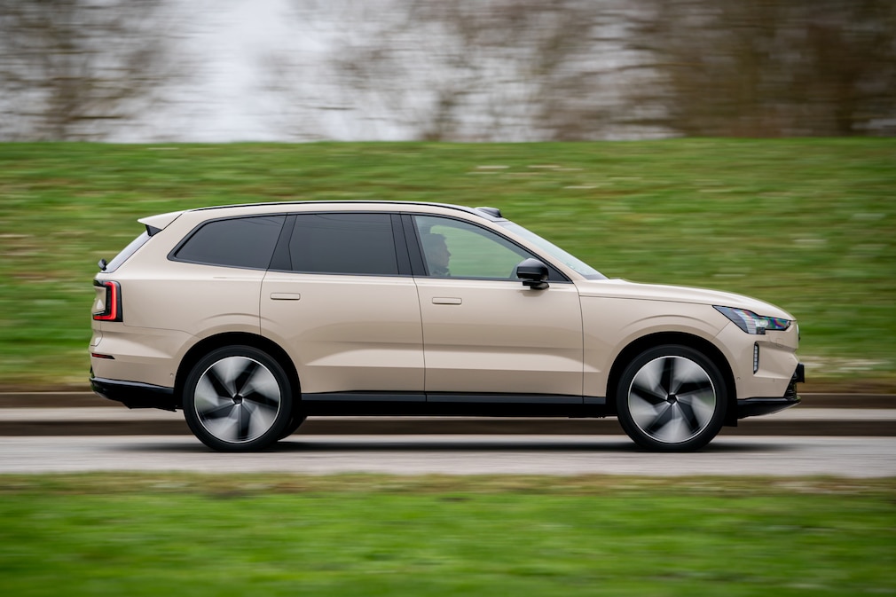 Volvo EX90 Twin Motor Performance AWD