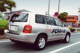 Modellversuch in Japan und in den USA