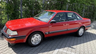 Audi V8 4.2 in seltener Farbkombination zu verkaufen