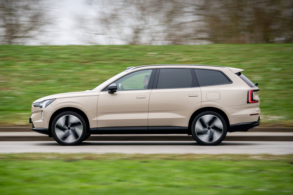 Volvo EX90 Twin Motor Performance AWD