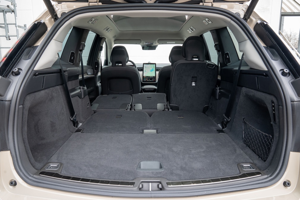 Volvo EX90 Twin Motor Performance AWD