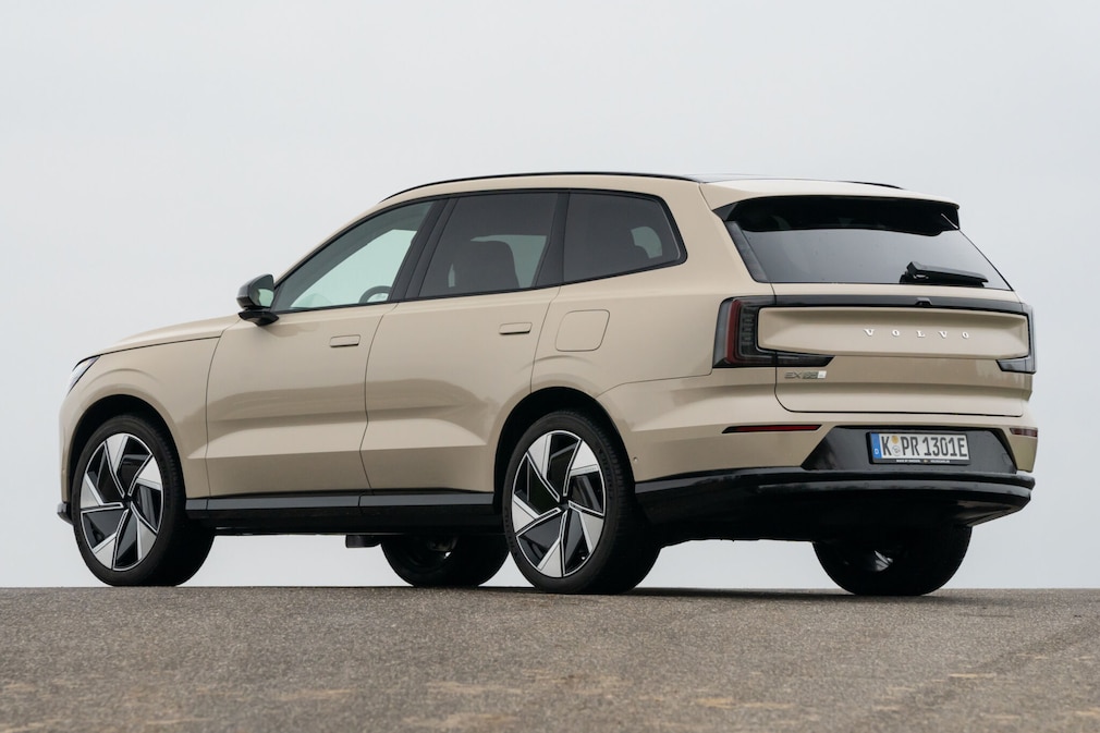 Volvo EX90 Twin Motor Performance AWD