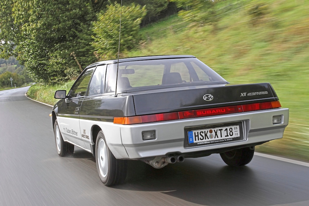 Subaru XT