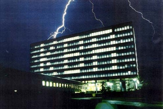 KBA-Jahrespressebericht 2003
