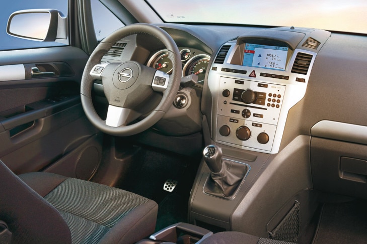 Renault Kangoo, Opel Combo, Skoda Roomster, VW Caddy Life im Test