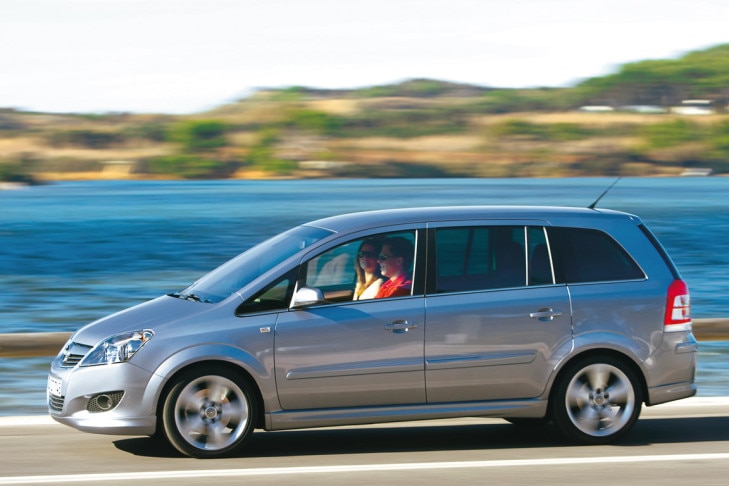 Renault Kangoo, Opel Combo, Skoda Roomster, VW Caddy Life im Test