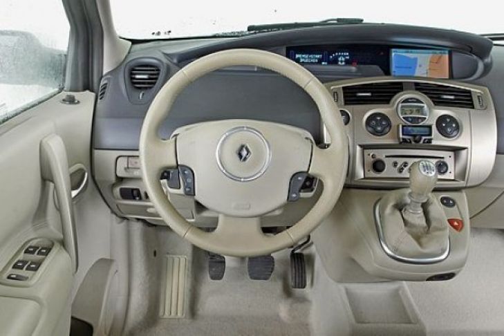 Renault Kangoo, Opel Combo, Skoda Roomster, VW Caddy Life im Test