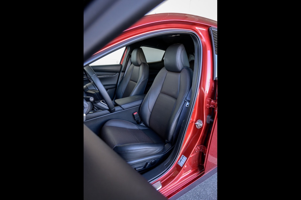 Mazda3 e-Skyactiv G 140