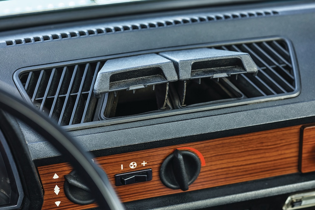 aufklappbare Lüfterdüsen des VW Polo 1