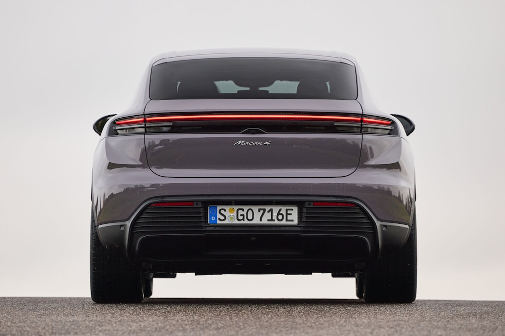 Porsche Macan 4