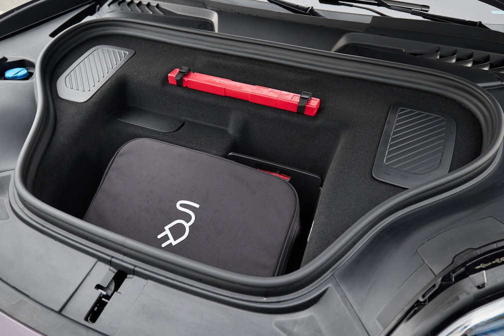 Porsche Macan 4